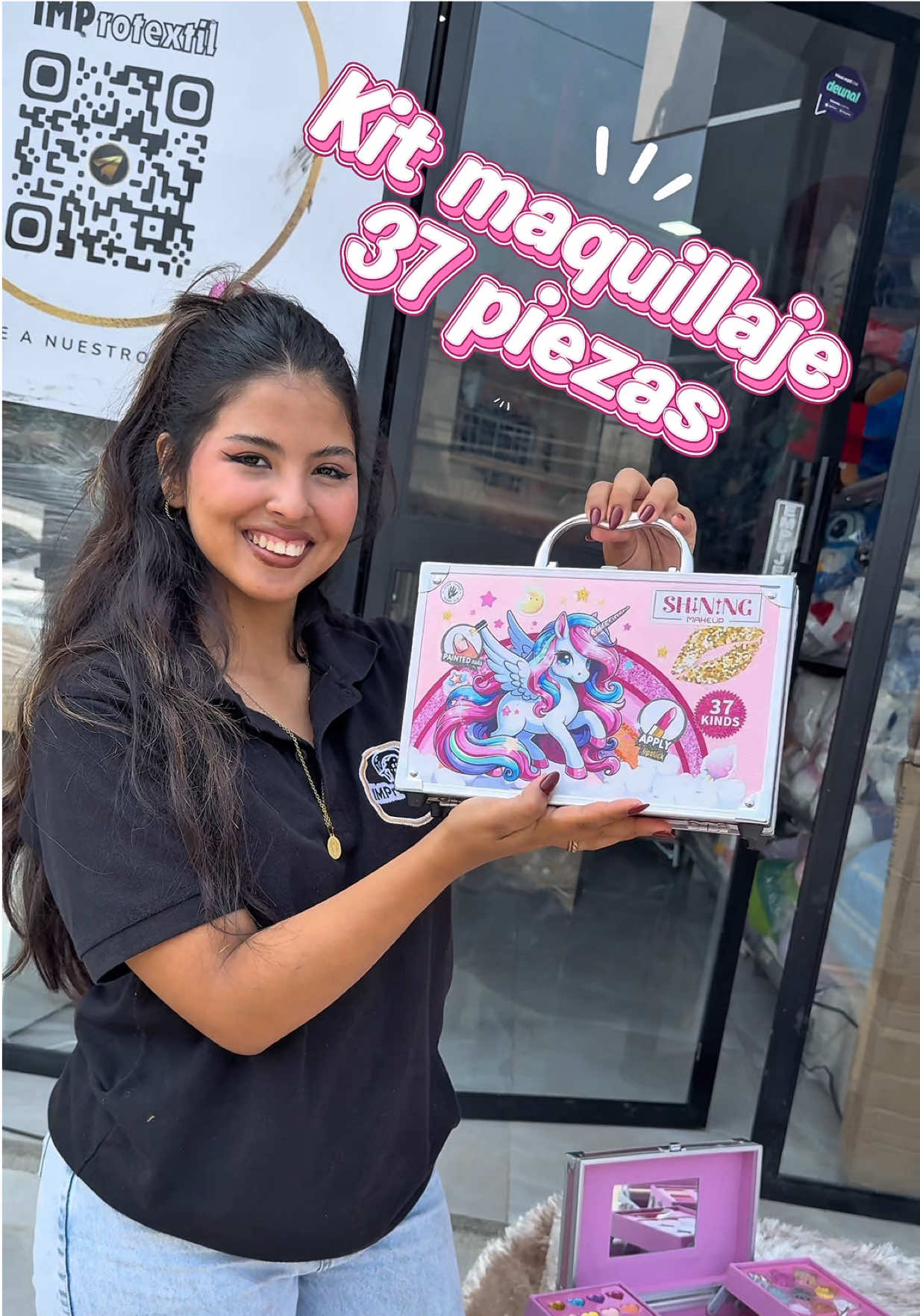 🦄CONSIENTE A TU PEQUE CON ESTE BELLO KIT🦄 💄SOMBRAS, ESMALTES, BRILLOS Y MÁS 💄 💕MUCHOS COLORES PARA UNA EXPERIENCIA COMPLETA Y DIVERTIDA💕 Hacemos envíos a todo Ecuador y entregas a domicilio dentro de Milagro 🚛📍 #maquillaje #jueguetes #niñas #milagrocity🍍 #improtextil