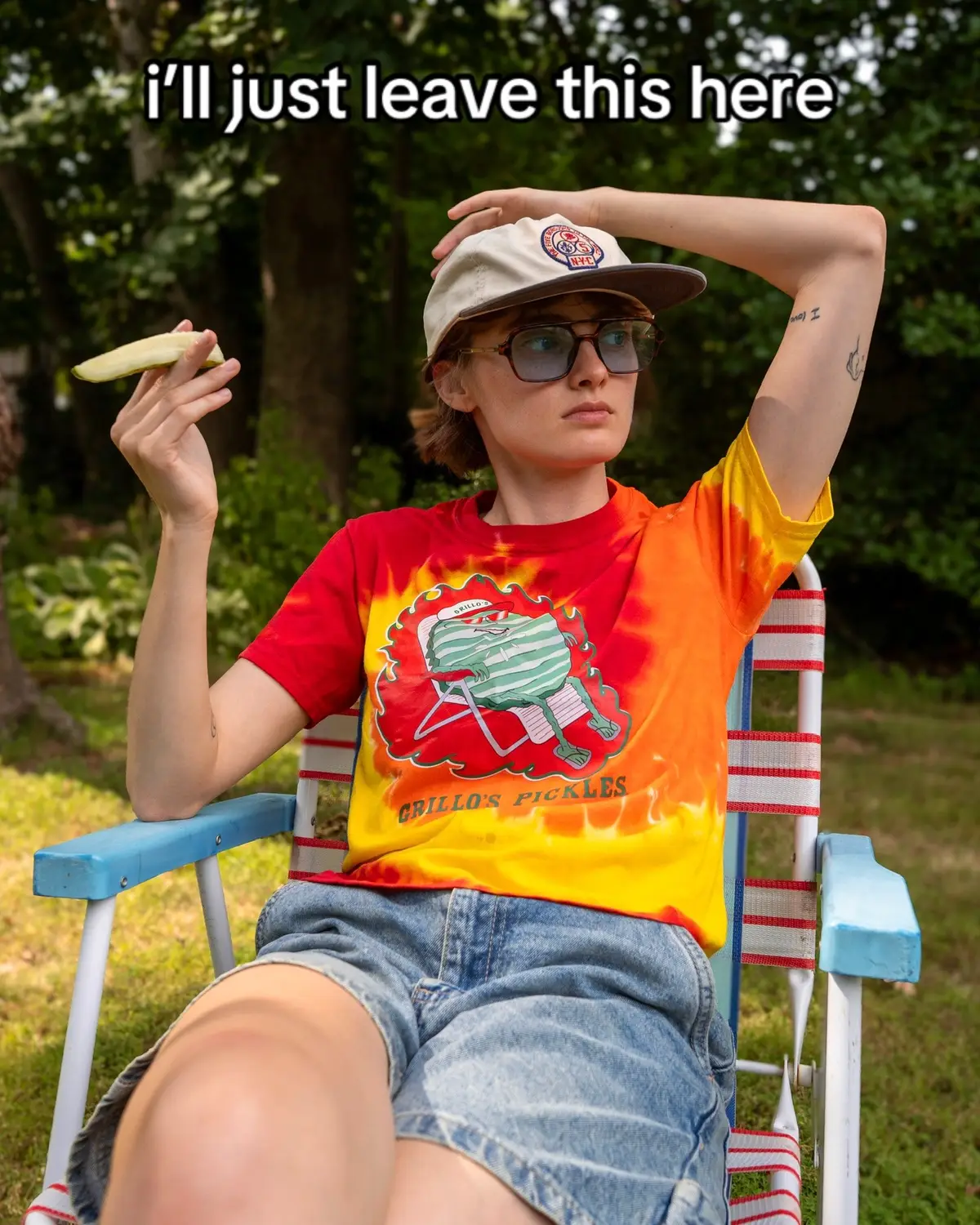 started documenting my random tshirts through thematically accurate curated photo shoots ofc @Grillo's Pickles 