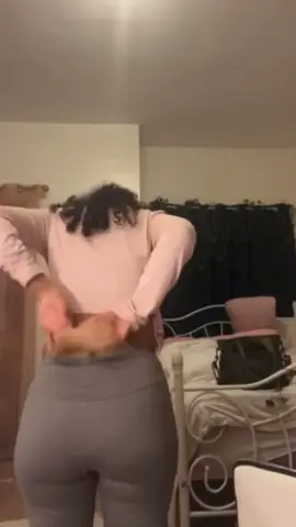 gonna start doing this thing where I only post every 100 followers. Since I already have four posts, best post is at 500 😊 if it ever gets there 