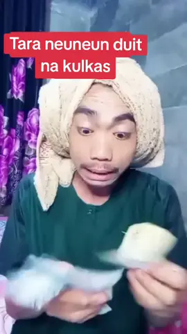 hampura Tara neunden duit na Jero kulkas