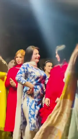 #nowsheradancer #viralvideo #nowiesnolikes😒😒 #kpkdaccer #sonudancer2112 #karachi #viraldance #@💸💃mashll jane💃💸 @Hina koko @Barfi Jan @Sadaf Afghan @Nisha Jani @🆁🅾🆂🅷🅽🅸🅺🅷🅰🅽 
