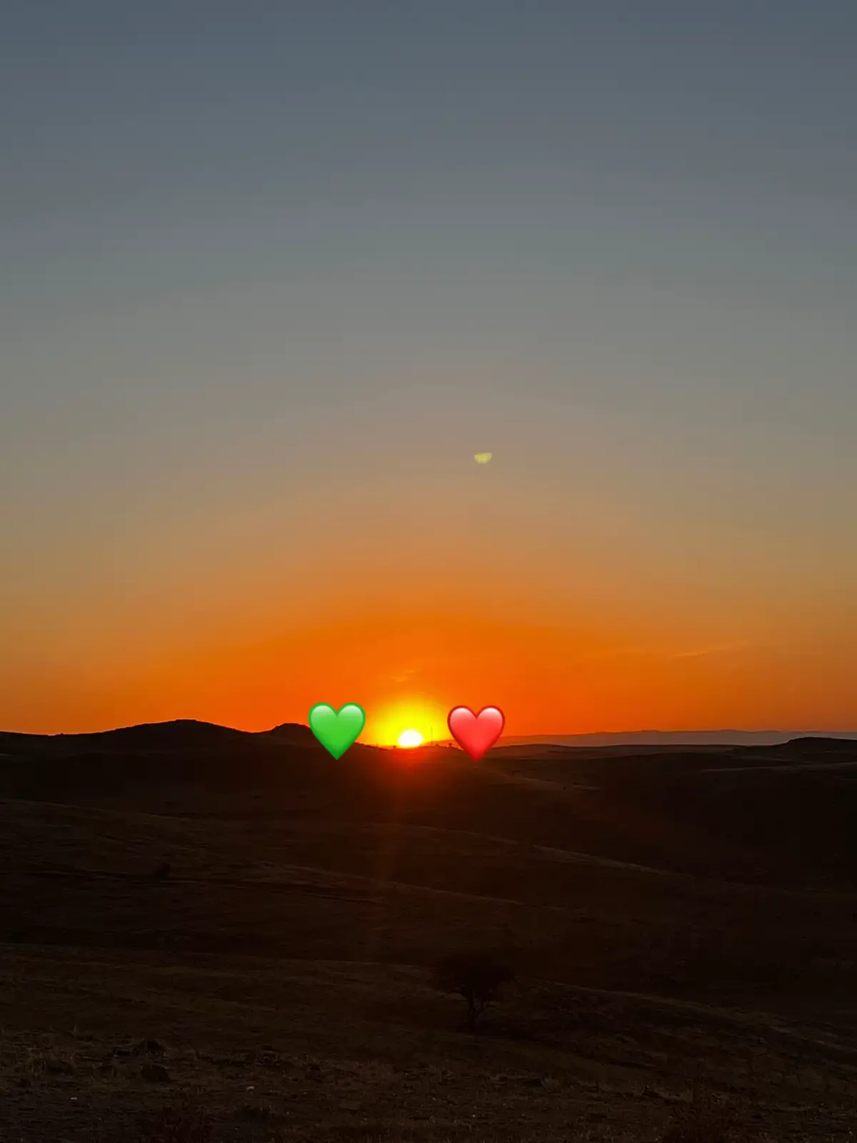 “Gün gider ama geceler umutlarla gelir “  #keşfet #mardin #mezepotamya #47 #fyp 