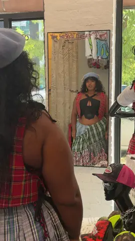 Tysm @✨Veronica✨ for conning thru the Hestaverse and looking so beyond perfect in everything I make!!!! 