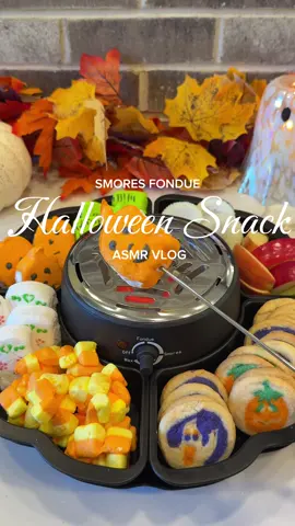 Halloween smores & fondue restock 👻 🎃  #smores #fondue #halloweendesserts #halloweensnack #asmrvlog 