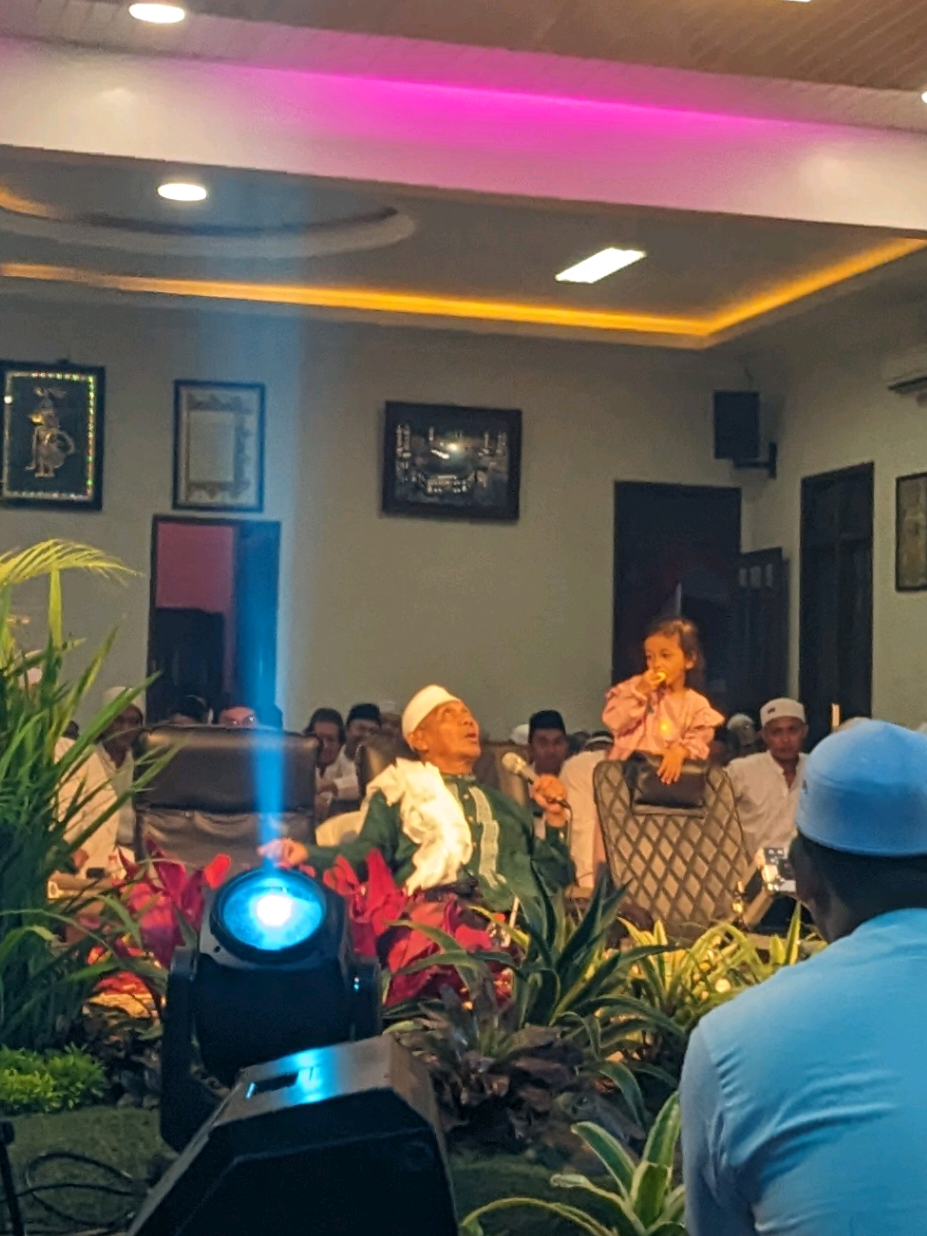 Sluku Sluku Bathok Azzahir ft Abah Mukti 🤩 #majelisazzahir  #sholawat  #infopurwokerto  #zahirmania  #gandrungnabi 