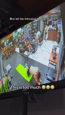 😂😂😂 (via jennard.l/IG) #gym #fail #espnsocial