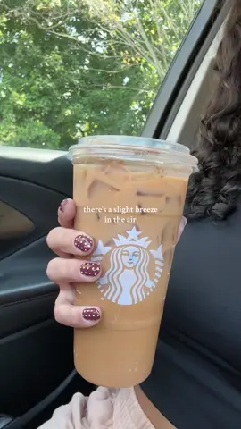 love fall season! #fyp #fall #snz #falldrinks🍂 #fallnails 