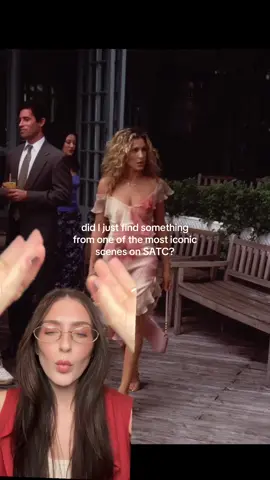#greenscreen since I know you guys like to fight in the comments about what is or isn’t from Carrie Bradshaw’s closet, let’s settle this one. Is this the malice bag she’s carrying in the Central Park scene? All sources have diff versions but I feel like it’s this one! #satc #carriebradshaw 