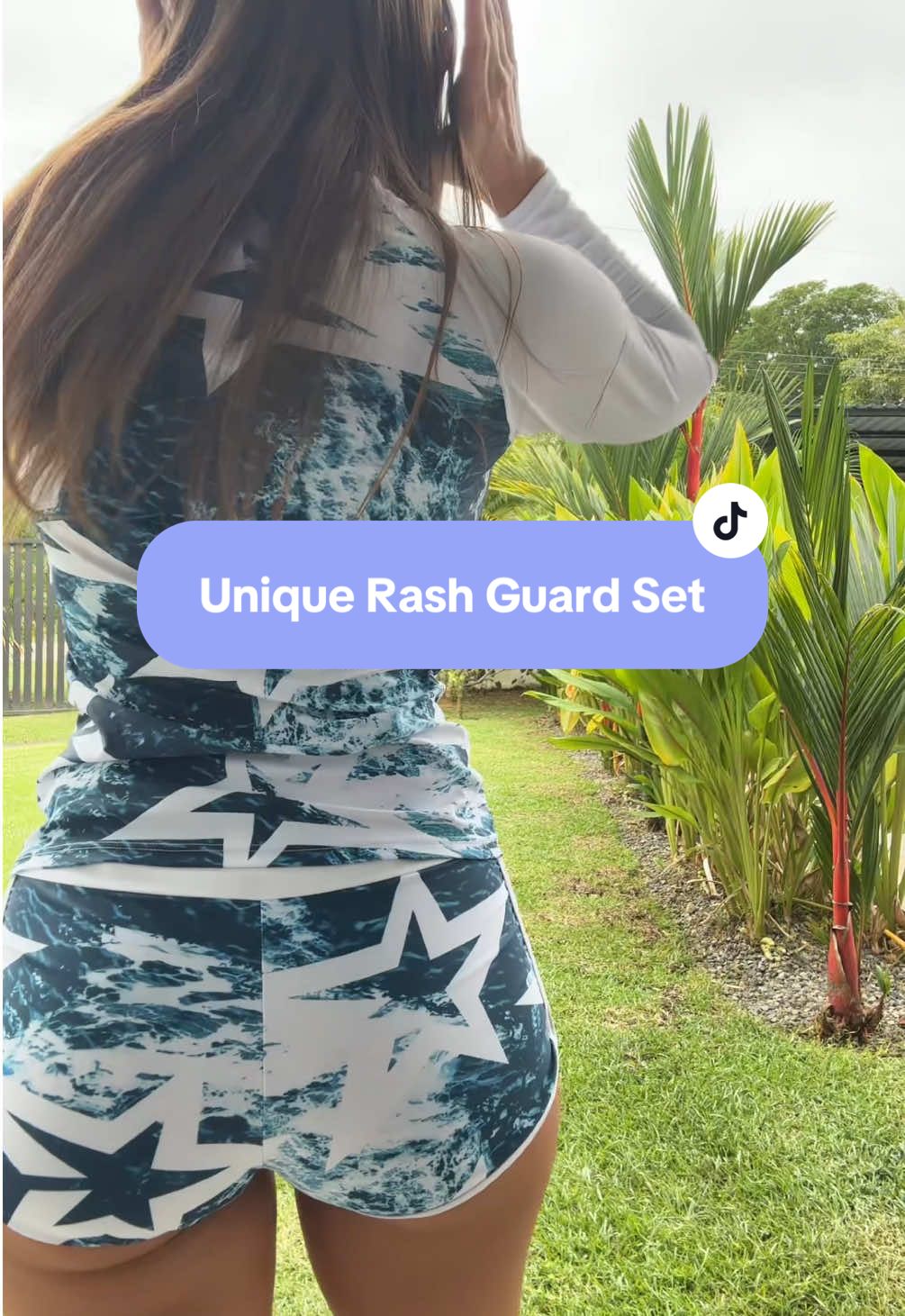 obsessed with this unique rash guard set that’s giving Dallas Cowboy Cheerleader vibes! 💙🤍 #tiktokshop #dallascowboyscheerleaders #rashguard #womensrashguard 