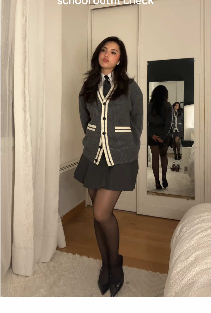 outfit from @GOELIA 💕