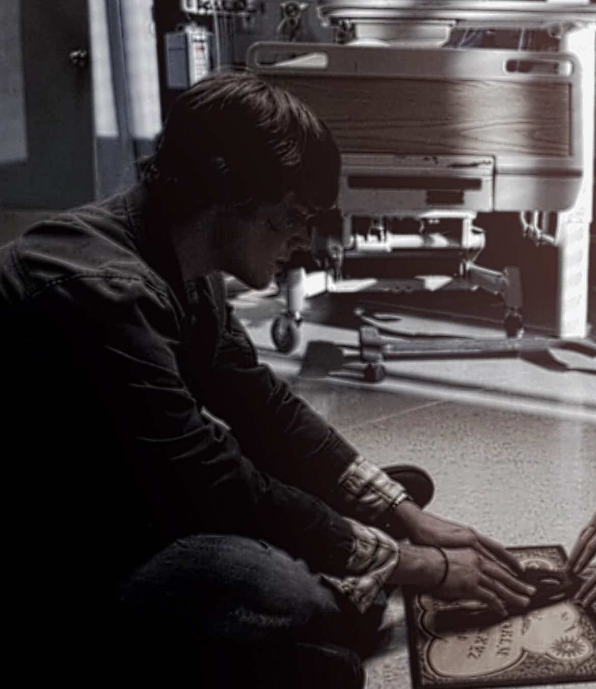 oh, sam winchester, you’re a witch~~ #supernaturalaesthetic #samwinchesteredit #witchaesthetic #supernaturaledit #jaredpadaleckiedit @jessie ♡ @nova ִ ࣪𖤐. @ᶻ 𝗓 𐰁 @aurel! @ines @amina @little spoon🥄 @𝒅𝒂𝒏𝒊𝒆𝒍 ٠࣪⭑ 