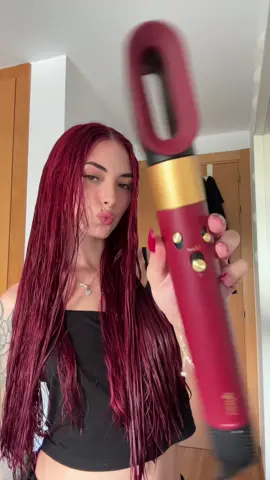 Amo mi dyson #dysonairwrap #dysonhair #cherrygirl #cherryhaircolor #fyp 