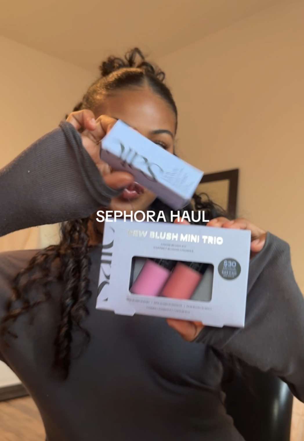 #HAUL #sephorahaul #makeupproducts #makeup #BeautyTok @sephora happy friyay!!!! 🎀