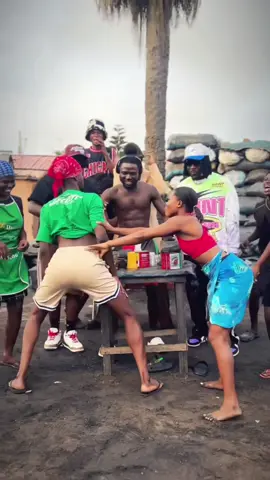 We are on it again THE KAKALIKA🪳” THE TRENDING🔥🔥💯@DopeNation @MR. KULA 🌍🌟 W/@de_new_level #fyp #fypシ #foryoupage #viral #trendingvideo #ghanatiktok🇬🇭 #sweetpola #kakalika @supaandfranca45 