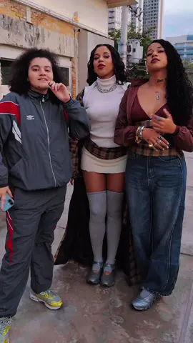 perguntas sobre o novo album da tasha e tracie: Serena e Venus #tashaetracie #tasha #tracie #serenaevenus 