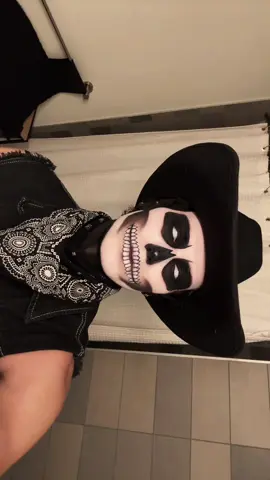 #halloween #halloweencostume #skeleton #halloween2024 #halloweenmakeup 