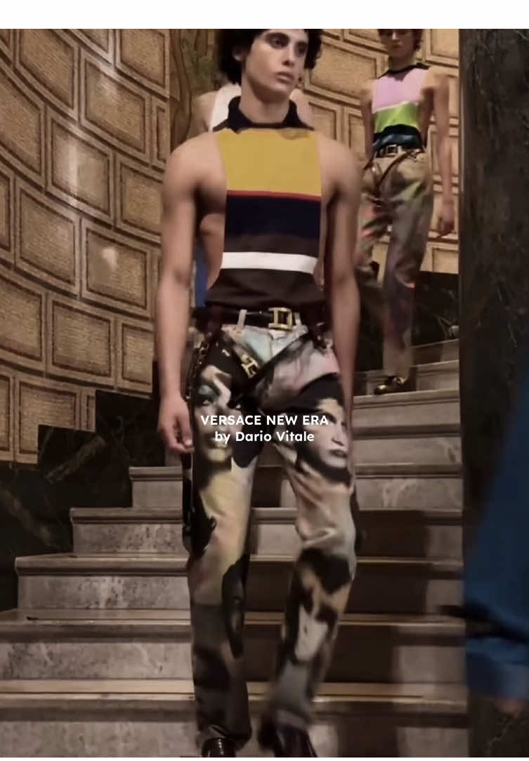 NEW | #VERSACE SS26 By #DarioVitale 