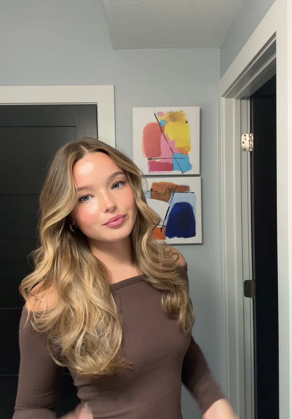 let’s do some hair together! #hair #blowout #hairtok #grwm @Moroccanoil @BondiBoost @Dae Hair @Bio Ionic 