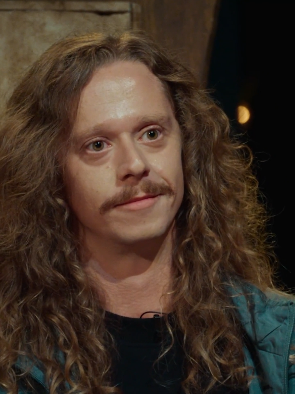 Саша Малой на собеседовании в МФЦ. #chickencurryshow #чикенкарри #подземельячикенкарри #пчк #подземелья 