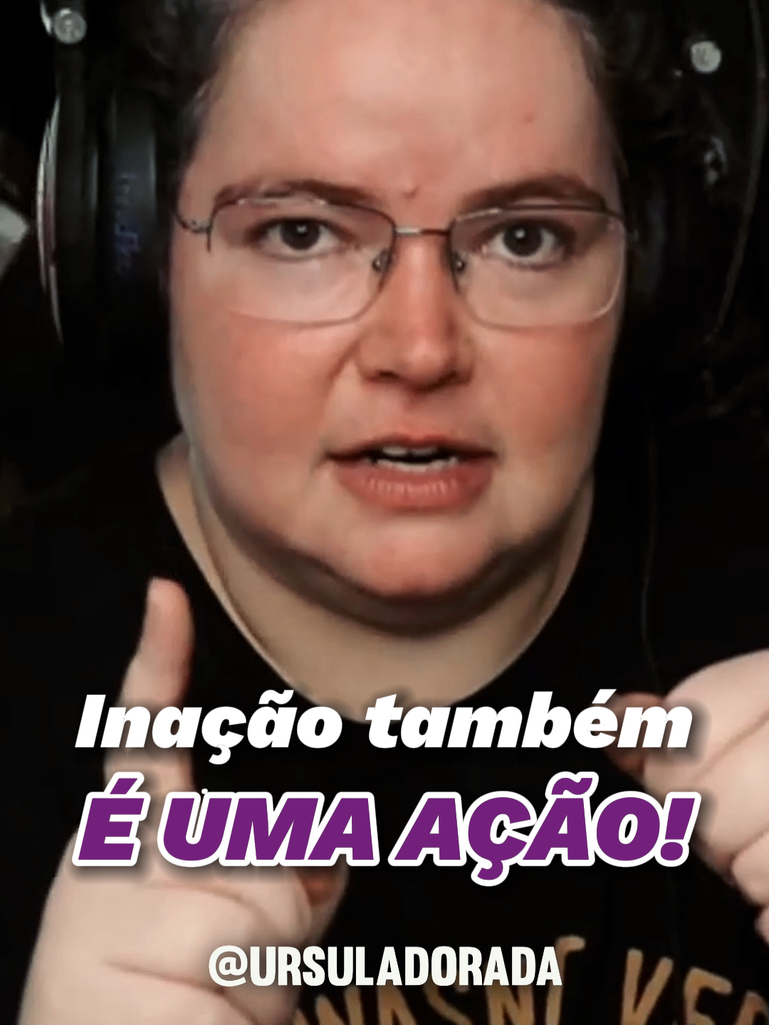 Sobre Procrastinação  #cortesdasula #artedigital #pinturadigital Apoie a gente em apoia.se/sulamoon para mais conteudos gratuitos!