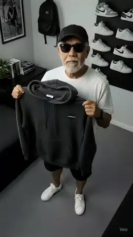 Hoodie premium dengan bahan cotton fleece yang nyaman dengan sablon 3D puff & plastisol printing...  Dibuat dengan kualitas jahitan dan sablon terbaik...  Cuma 200 ribuan bisa dapet hoodie yang se-premium ini...  JUST INFO : Saya buat video ini pakai tools AI gratis VEO 3 di GOOGLE FLOW... Bisa banget nih kalian gunain untuk video affiliate kalian tanpa harus repot take video....  Untuk kalian yang pengen tau cara buatnya bisa tanya lewat DM ya...  #Veo3 #AffiliateMarketing #Flow #Fyp 