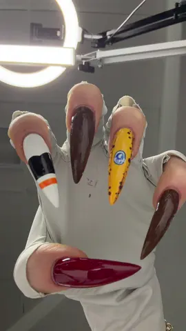 GO WATCH ME GET THEM DONE ON MY SNAP!! Kalogeraseliana 