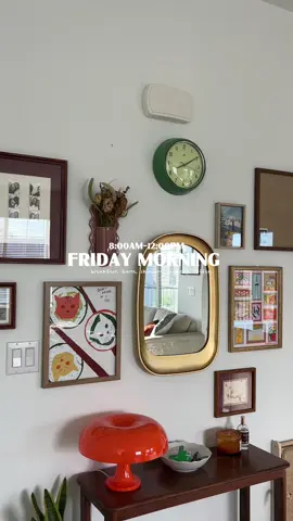 HAPPY FRIDAY FRIENDS!!!! You made it to the weekend <3 #morning #dailyvlog #morninginmylife #morningroutine 