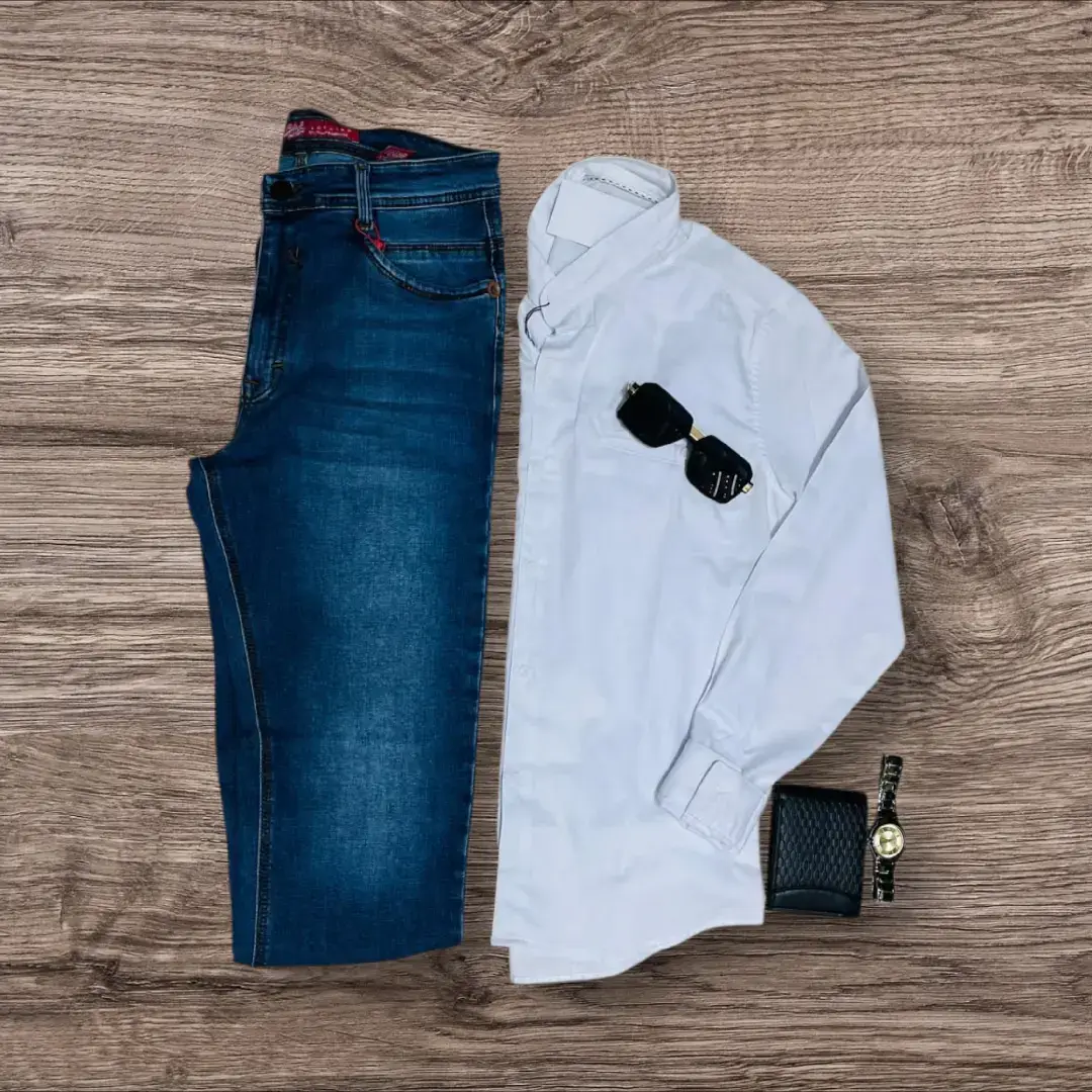 Ven y enamorate de nuestra variedad de playeras y camisas ideales para ocasiones especiales.  Contamos con tallas desde S hasta 2XL. 🛍 📍5 de Mayo #484 Lagos de Moreno, Jal  #mod #casual #hombre #lagosdemoreno 