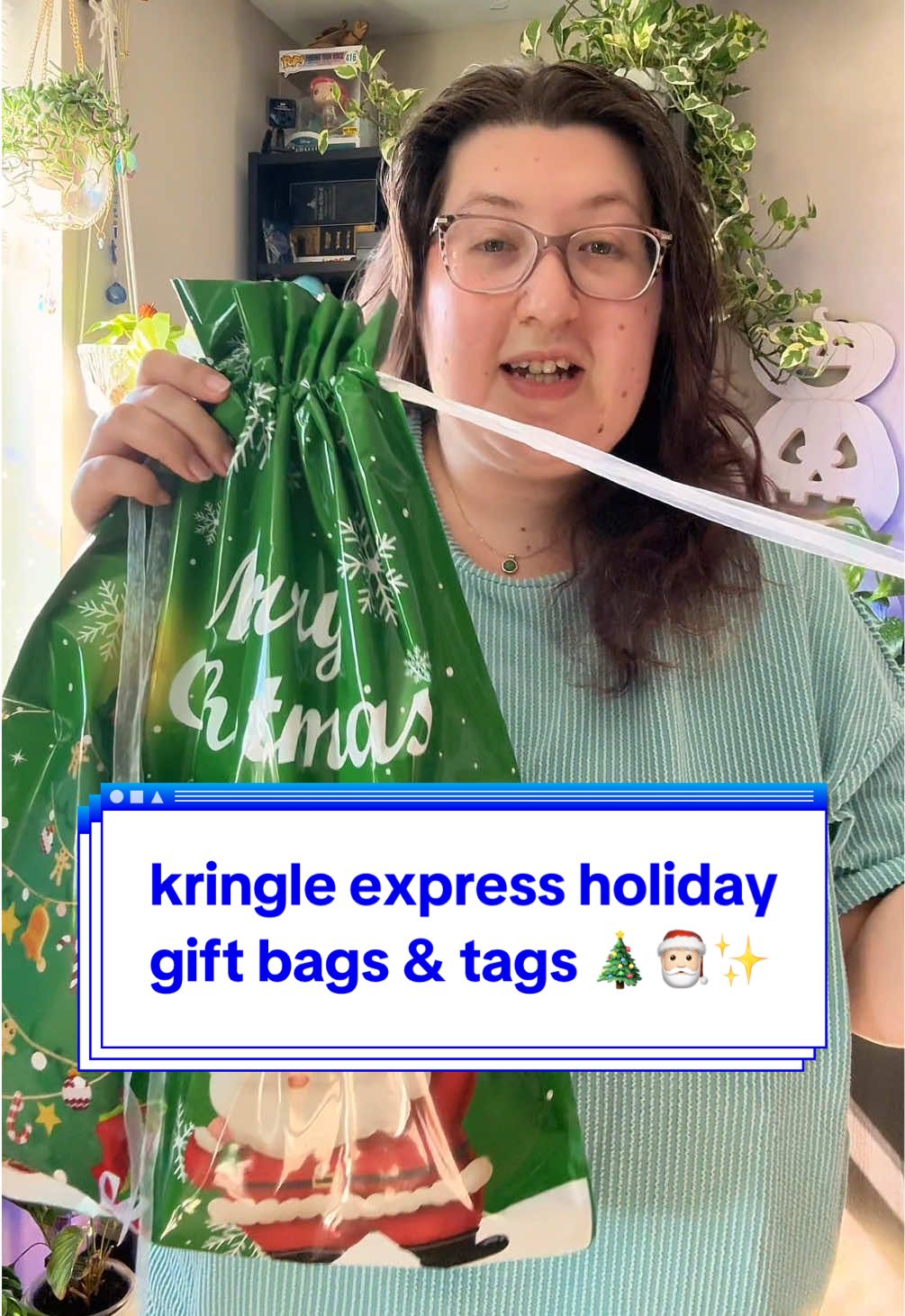 ditch the tape and the scissors this holiday season and get yourself these reusable holiday bags for all of your christmas gifts 🎁🎅🏻 #kringleexpress #christmasgifts #giftbags #christmaswrapping #tiktokshopcreatorpicks 