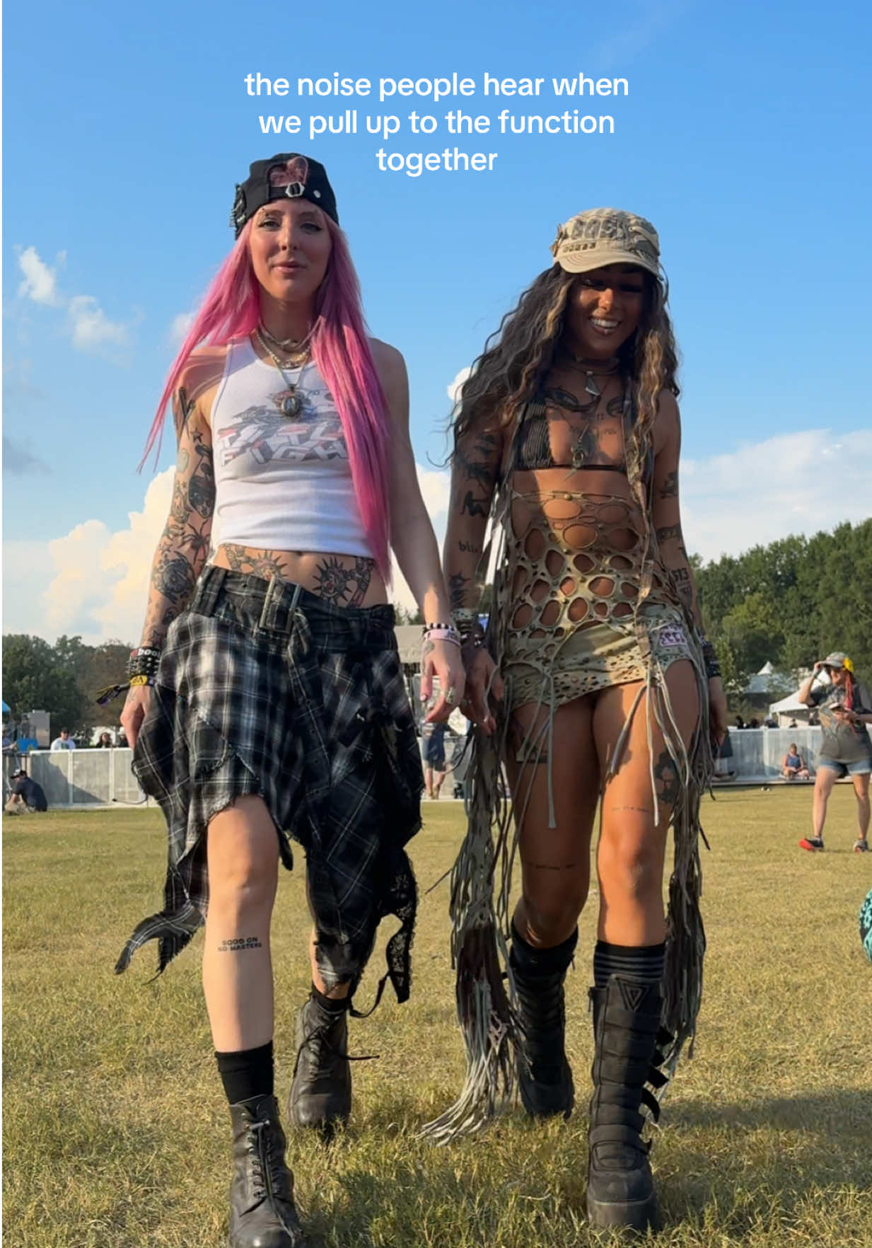 its like a symphony @Lessi #altgirl #shakyknees #festival #altrock #altgirls 