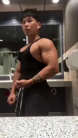 Chest pump is all I need! 😎  Use code: AG10  Use my discount for supplements discount  https://bckd.co/ShjeDLQ @BuckedUp  #gym #Fitness #fyp #buckedupambassador #gymmotivation 