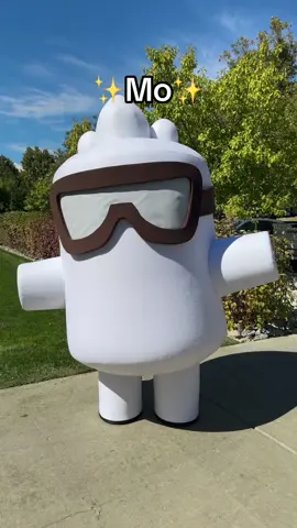 Everyone say hi to Mo!! 🍫🤭 #builtbar #fyp #proteinbar #mascot 