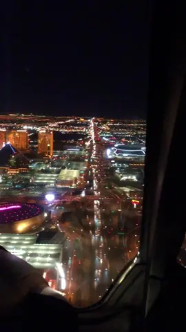 Las Vegas de noche 🥳❤️🥂 #vegas #paratiiiiiiiiiiiiiiiiiiiiiiiiiiiiiii  #magic #viraltiktok 