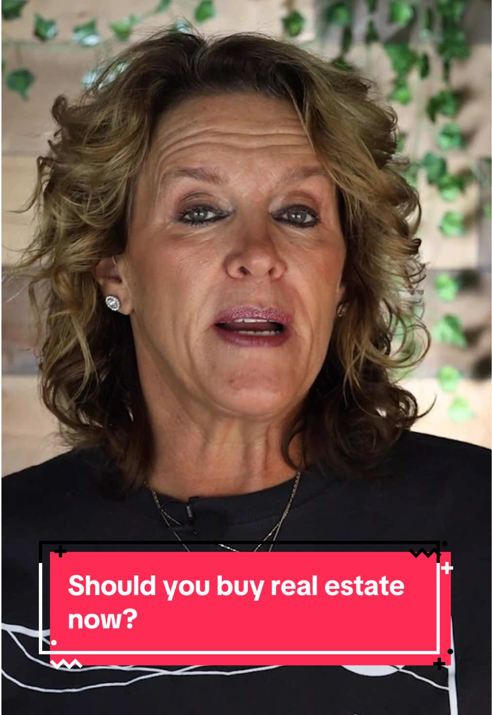 Is now the best time to buy real estate? Here’s what I think. 🏡👆🏼 #finance #financialadvice #realestate #homeowners #moneytips 