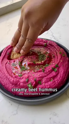 This Beet Hummus is the prettiest dip you’ll ever make 💕🥙 To get the recipe, search “Beet Recipes Jessica in the Kitchen” on Yotube or head to the link in my bio! Packed with flavor, protein, and fibre, this beet hummus is the perfect healthy quick snack! Ready in just 5 minutes, it’s quick to make with pantry staples and perfect for meal prep! #hummus #veganrecipe #mealprep #healthymealprep #highproteinsnacks #beets #EasyRecipe 