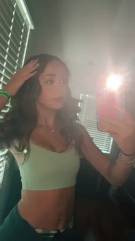 fnl💚💚💚 #fnl #fit #inspo #green #sounds 