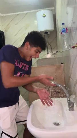 حياتي باختصار …😂💔#comedia #comedyvideo #shorts #pov 