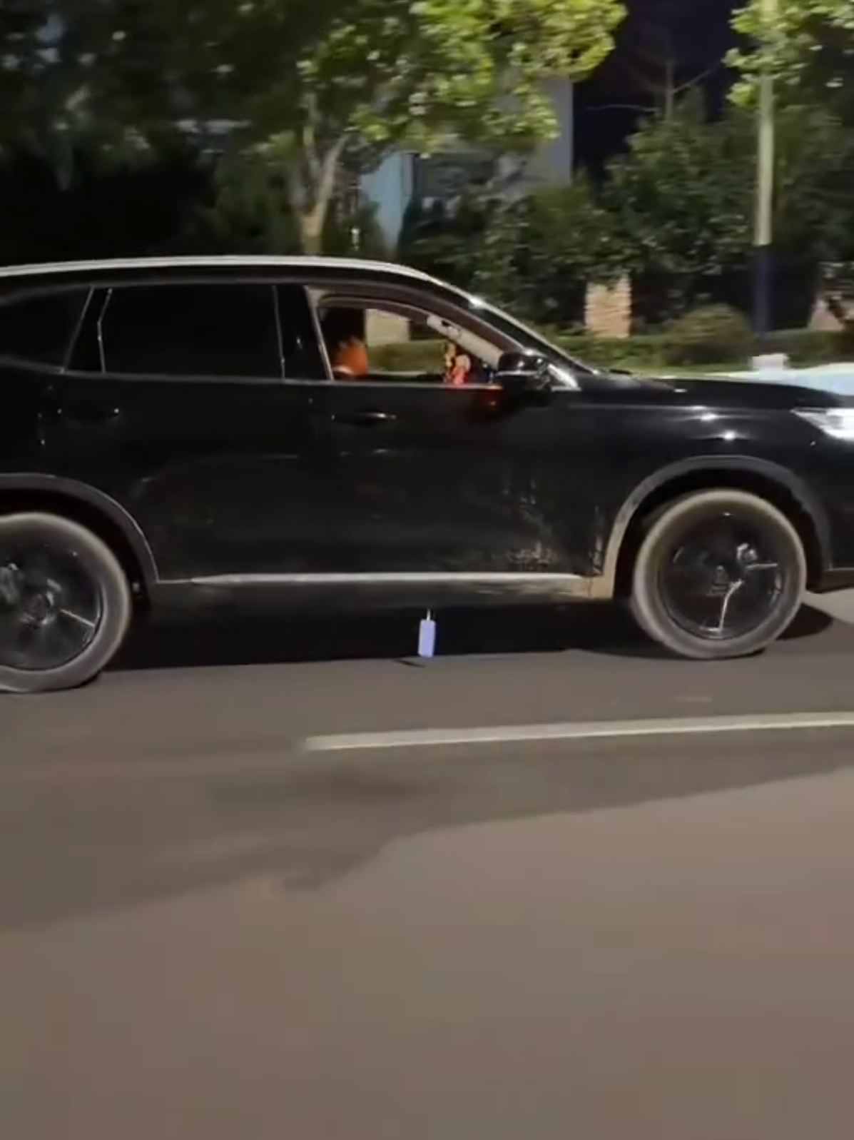 iPhone is hanging on for dear life 🥲🤣 #iPhone #Life #Tech #falling #ohyeah 