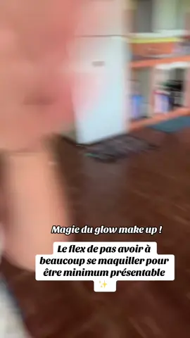 Un avantage considérable pour chaque matin avant d’aller au travail ou en soirée ! #glow #makeup #transition 