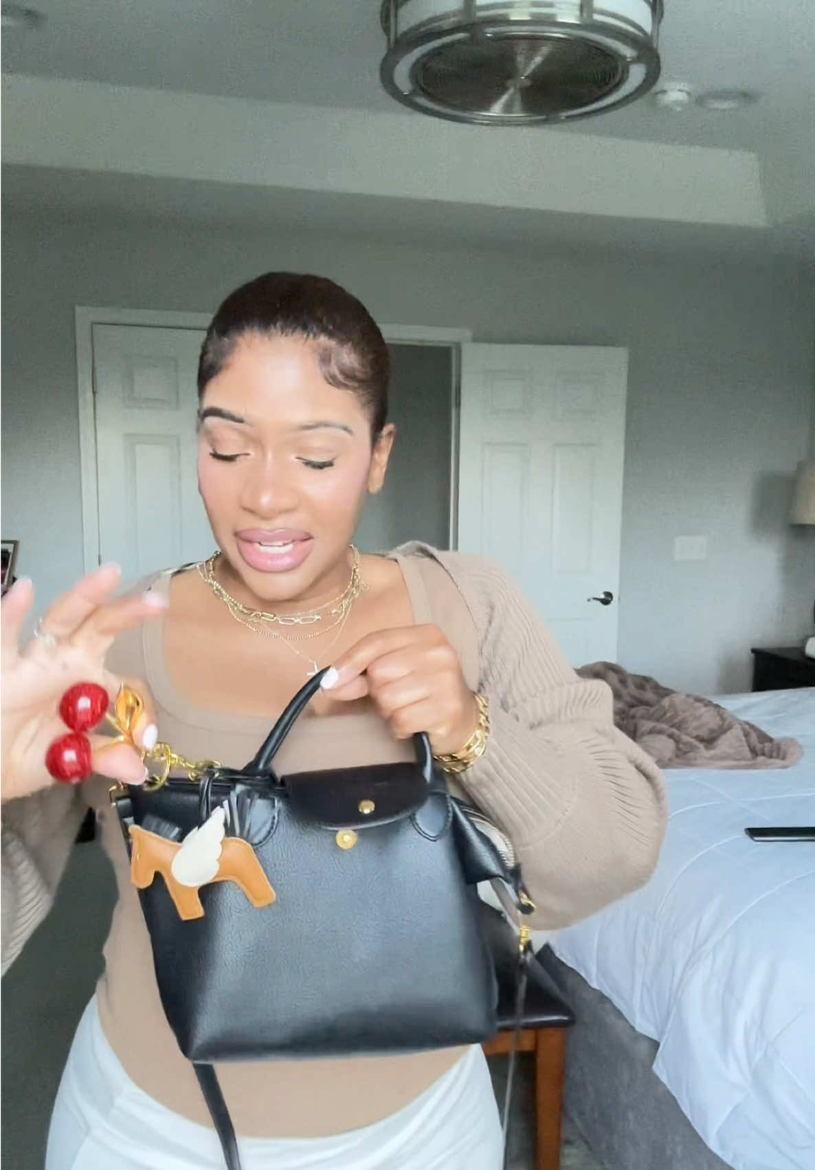 🍒 + 🐴 = instant bag glow-up ✨ @TikTok Shop Creator  #bagcharms #tiktokshop ##tiktokmademebuyit #MomsofTikTok #momsover40 