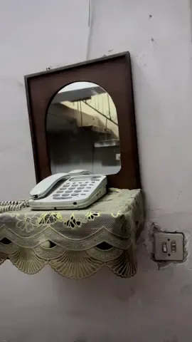 بيت جدي هو الملجأ الذي لا تزال ذكرياتهُ تحملنا إلى زمن كانت فيه بساطه وبراءة 😭