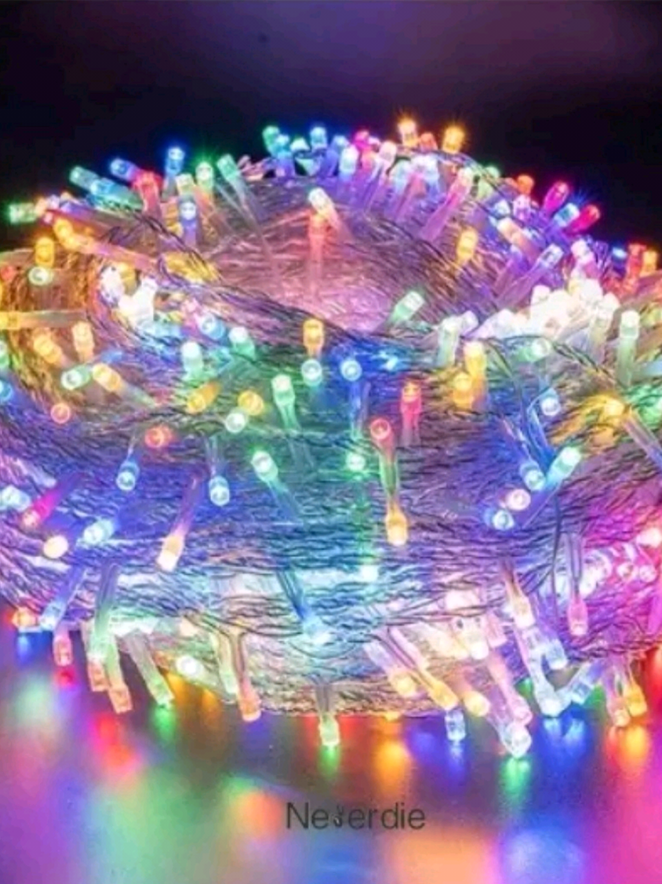 💥 Cordão de Luz Natal Pisca Pisca 100 Led 9m 8 Funções Fio Transparente  O cordão de luzes tem cores vivas e funções variadas que criam um ambiente alegre. As luzes funcionam bem e são resistentes mantendo a beleza por mais tempo. 0 material é durável, o que contribui para uma experiência satisfatória.  #luz #natal #led #piscapisca