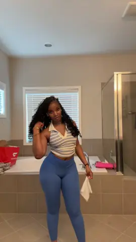 Get into ittt😭 #fyp #viral #kelly 