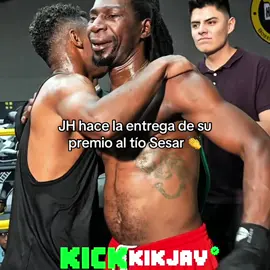 JH hace la entrega de su premio al Tío Sesar 🥺 #jh #ganador #sesarquintero #loskiñosdelaño #felicidad 
