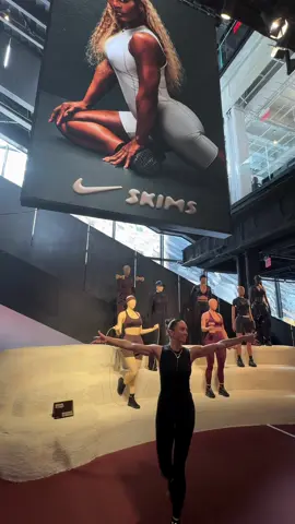 *house of innovation that is.. if you’re in NYC it’s a must to go see the @Nike @SKIMS collection in person 👀 #housetour #nikeskims #skimsreview #skims 