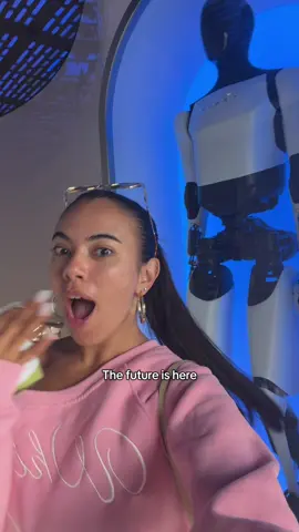 My first time at the Tesla diner 🍿