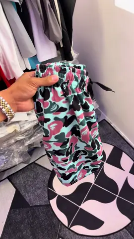 buy 1 take 1 lang #waffleshort #trending #shorts #bathingape #fyp 