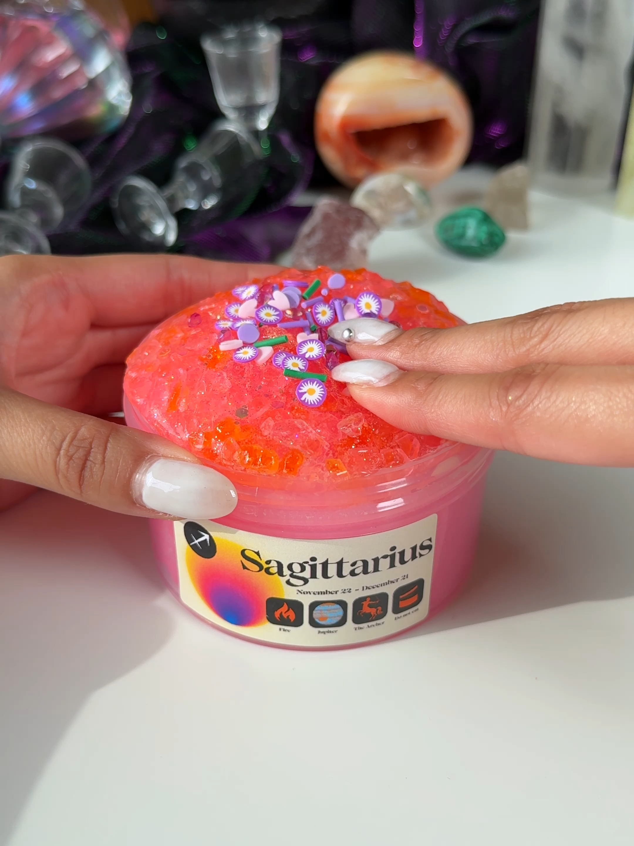 Sagittarius ♐︎ 🏹 Texture: Silica x Icee Scent: Dragonfruit Mandarin Comes with sprinkle mix!
