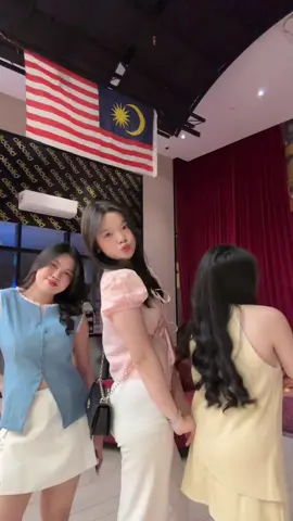 day 2 yg jomplang e pol 😭