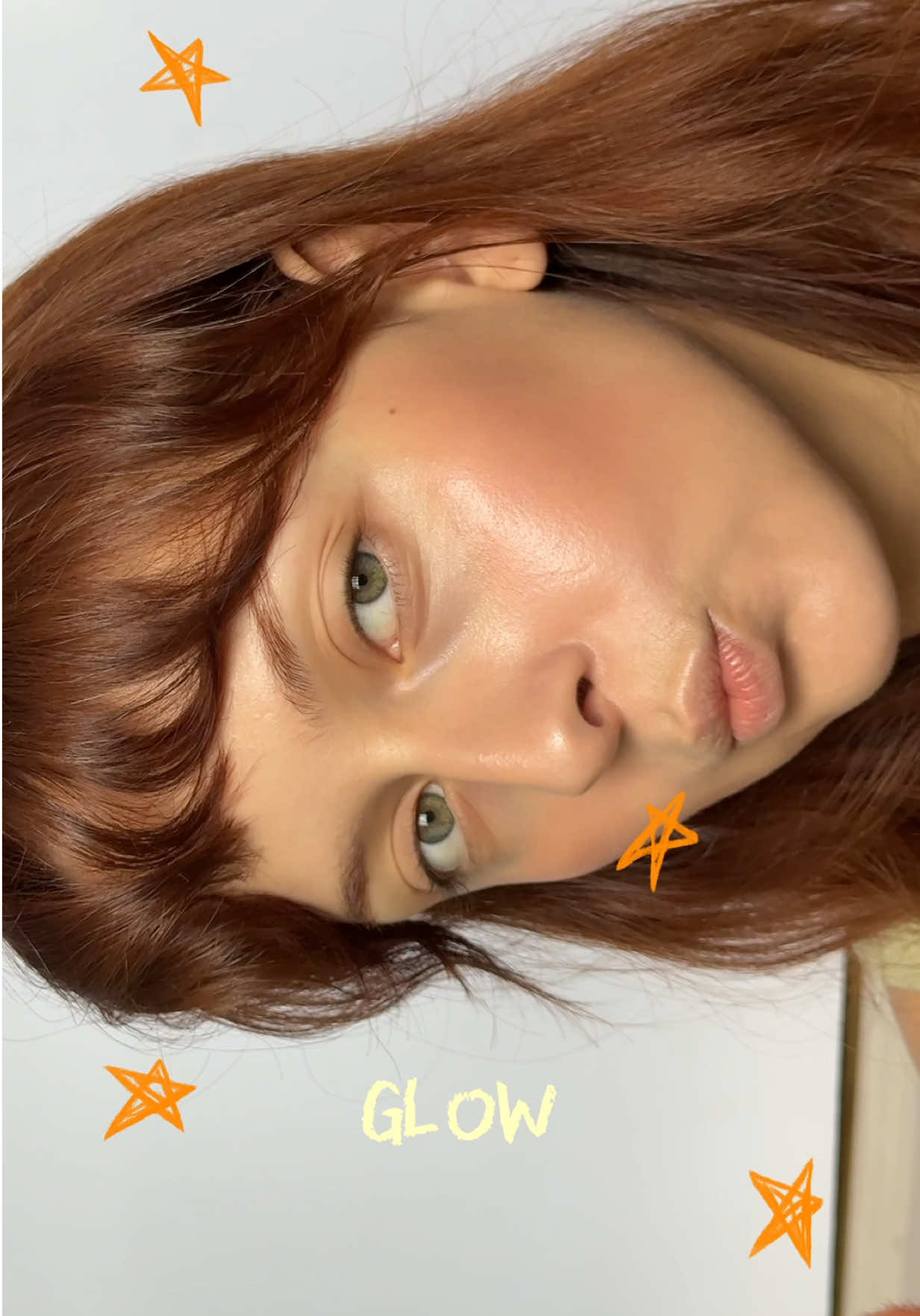 essa é a base de pele que eu mais gosto de fazer antes de quase todo vídeo  produtos usados: serum eye care @CARE Natural Beauty  iluminador líquido dew la la @Benefit Cosmetics BR  multifuncional minimalist pot 3 in 1 cor 10 @BAIMS NATURAL MAKEUP  base tô no glow @Quem Disse, Berenice?  corretivo soft blur @MASCAVO  cream contour @Vizzela Cosméticos  hidra lábios @Boca Rosa BR  lapiseira labial cor malva @Contém1g  #maquiagem #tutorialdemaquiagem #preparacaodepele 